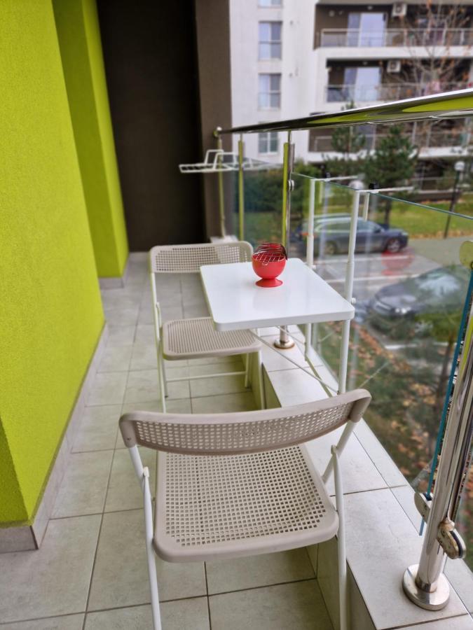 Golden Airport Residence 奥托佩尼 外观 照片